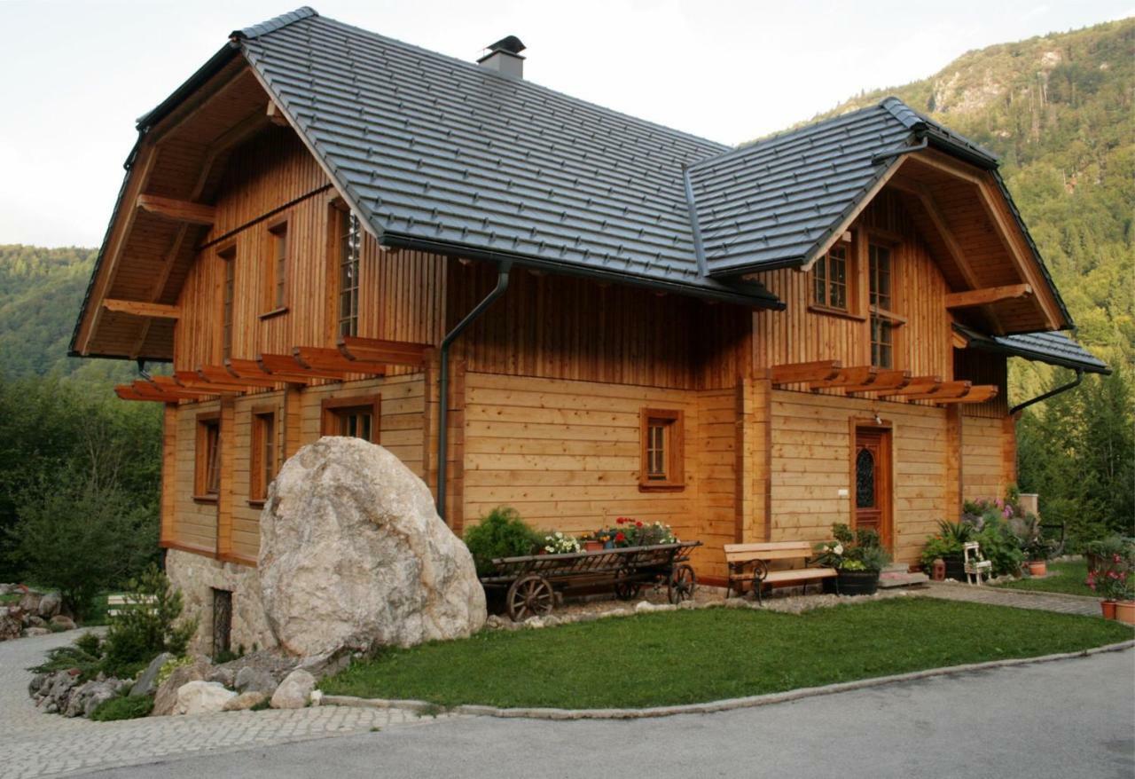 Apartment Pod Skalco Jesenice Exteriér fotografie